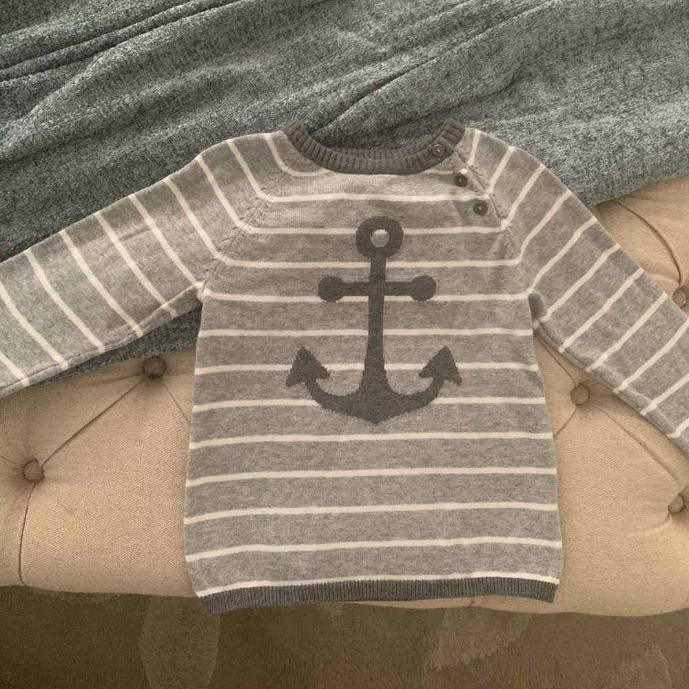 Grey and white toddler boys sweater sz 12-18M